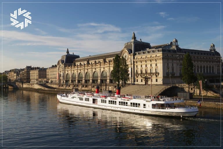 Dîner de gala avec croisière sur la Seine